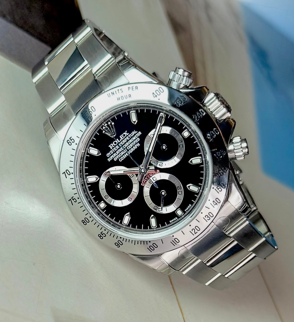 Rolex Cosmograph Daytona - 116520 - N.O.S Fully Stickered