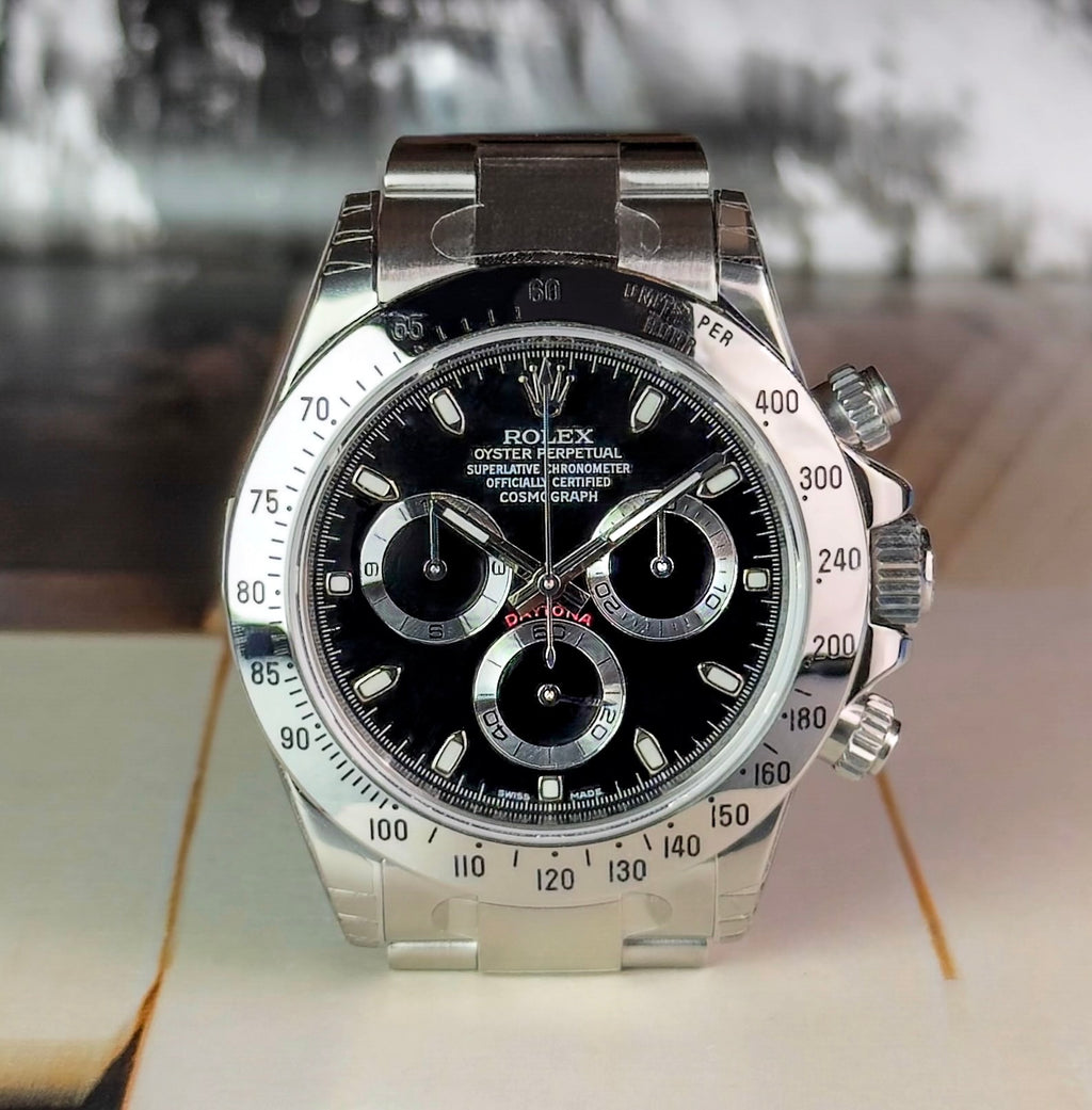 Rolex Cosmograph Daytona - 116520 - N.O.S Fully Stickered