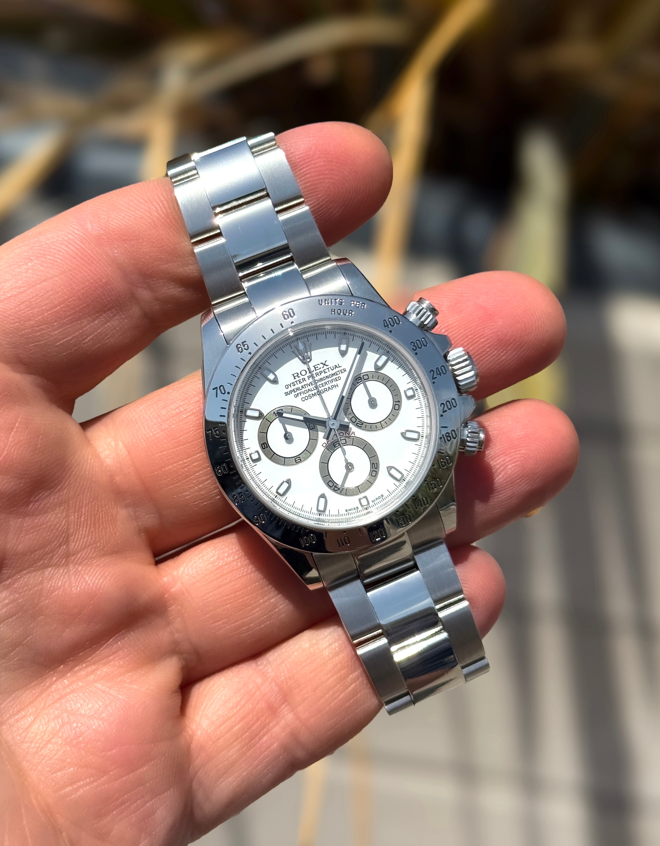 Rolex Cosmograph Daytona - 116520 White Dial