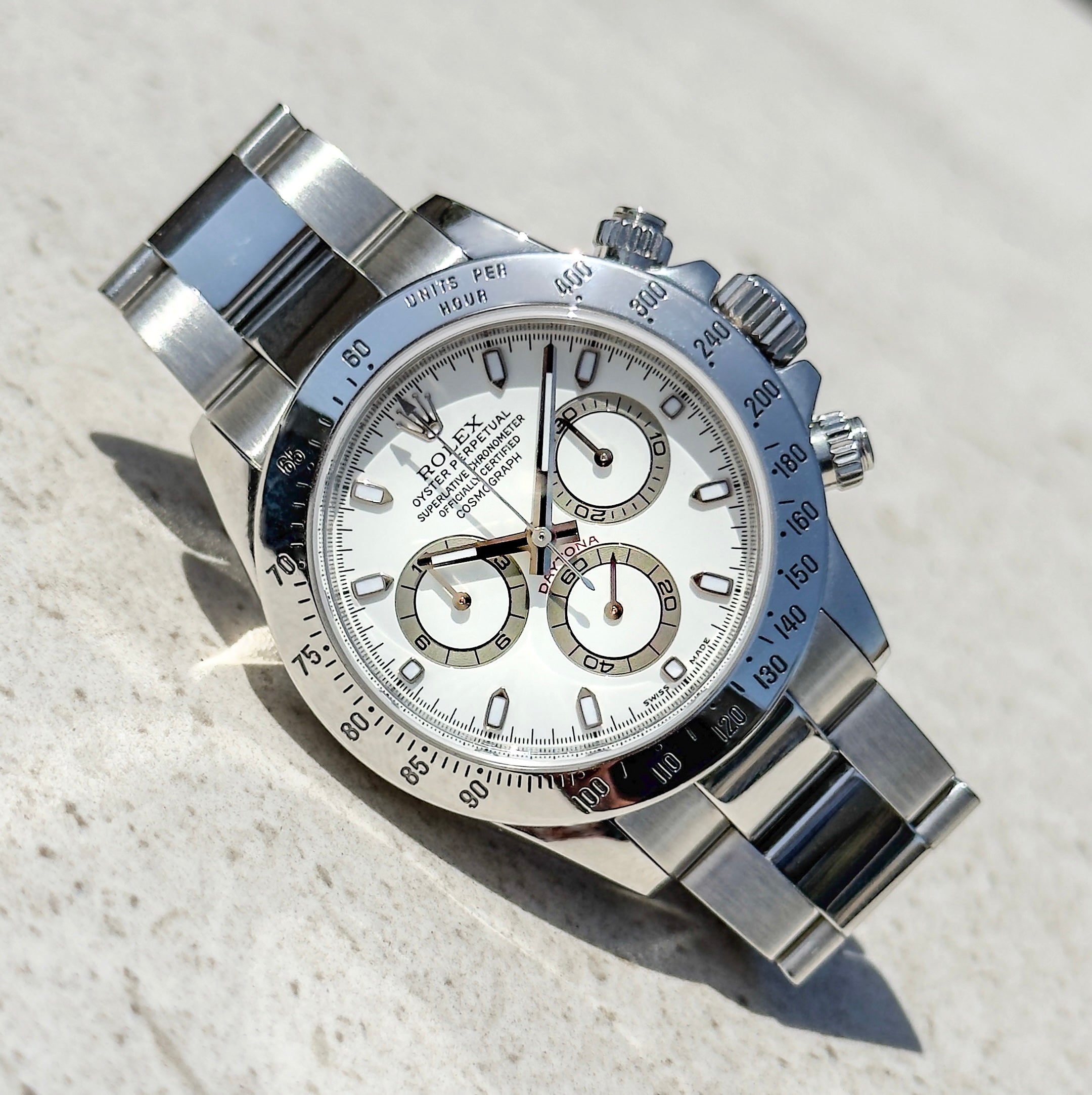 Rolex Cosmograph Daytona - 116520 White Dial