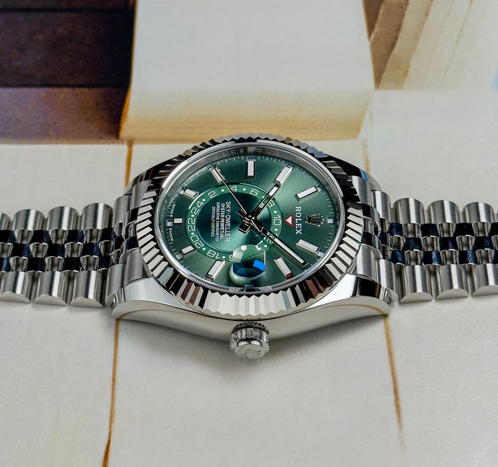 Rolex Sky Dweller - 336934 Green Dial 2026