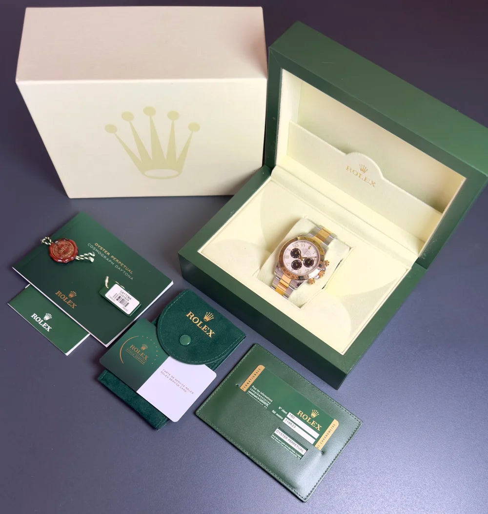 Rolex Cosmograph Daytona - Panda Racing Dial 116523 - Rolex Service