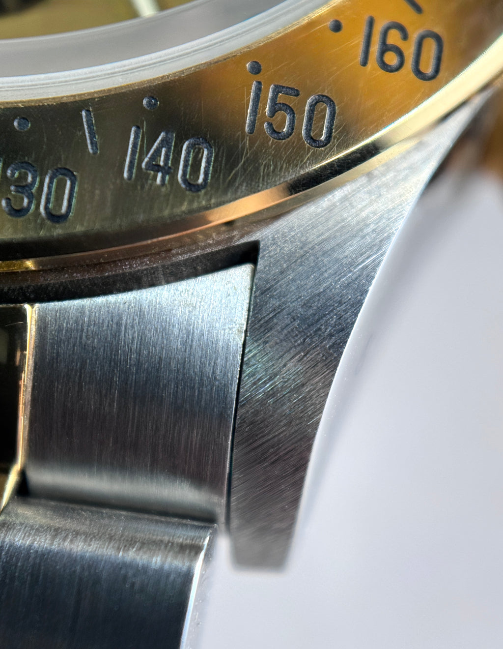 Rolex Cosmograph Daytona - 16523 - Inverted 6 Champagne Dial